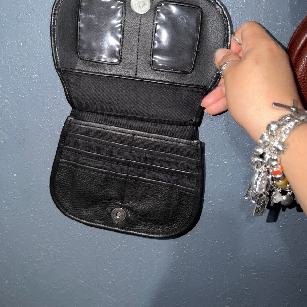 Vintage Fossil Black Leather Crossbody Bag - Picture 4 of 5